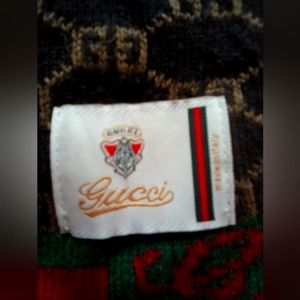 Gucci scarf